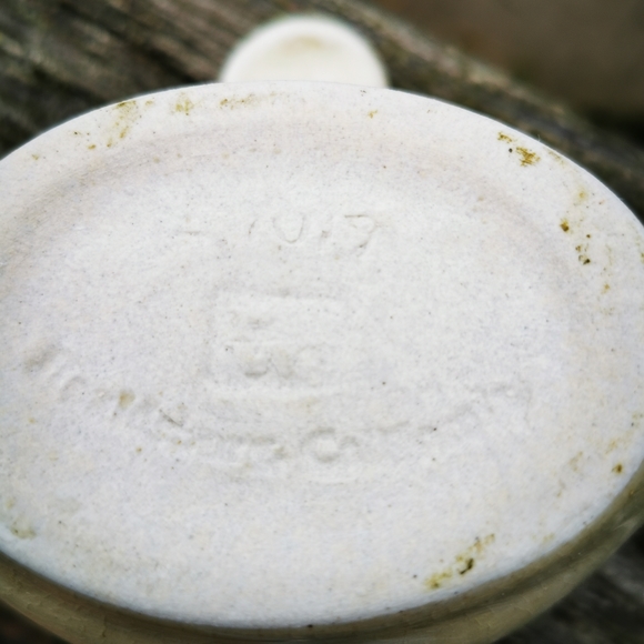 Vintage Pottery Double Spout Gravy Boat - Picture 11 of 16